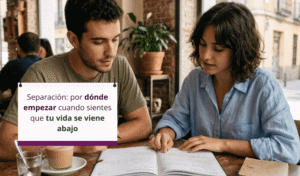 Mujer y hombre conversando sobre cómo afrontar los primeros meses de una separación.